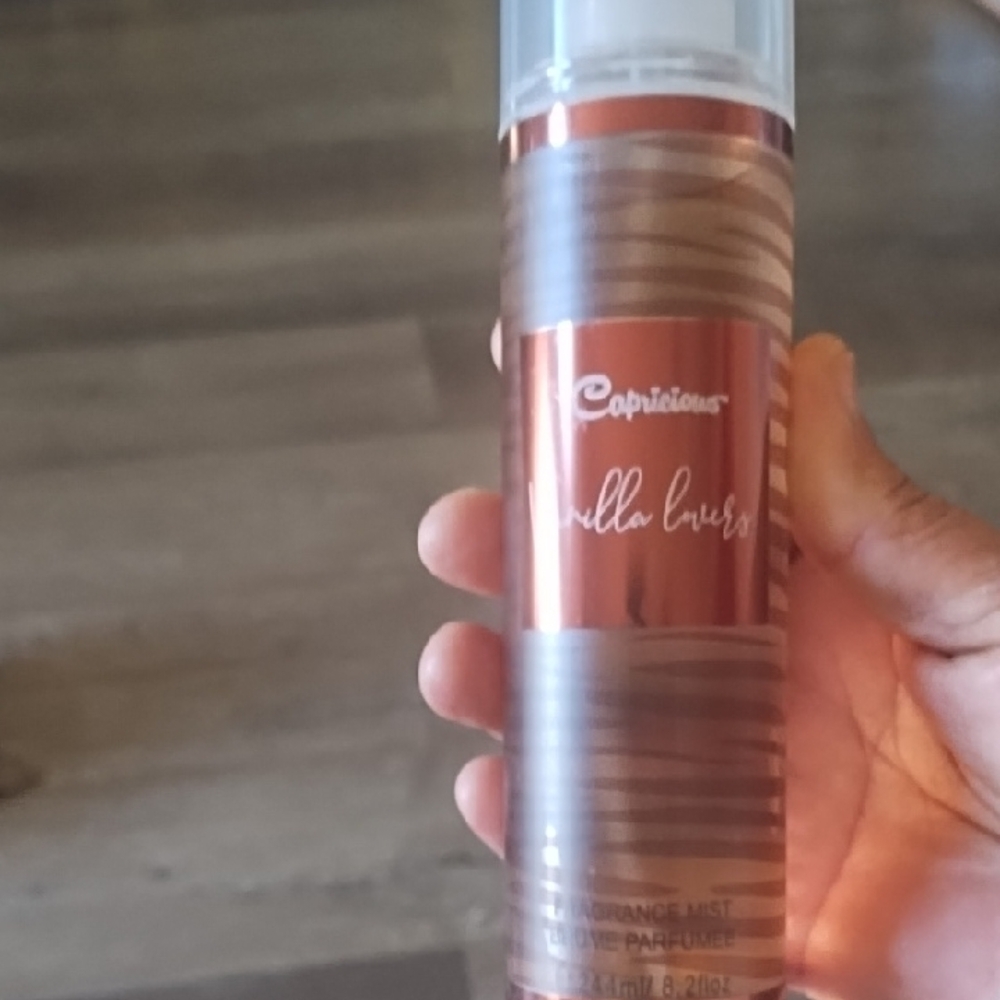 Gold Liquid Blush with Versatile Warm Hue